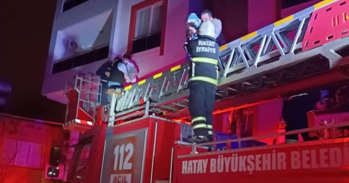 Hatay’da ev yangını: 6 kişi dumandan etkilendi