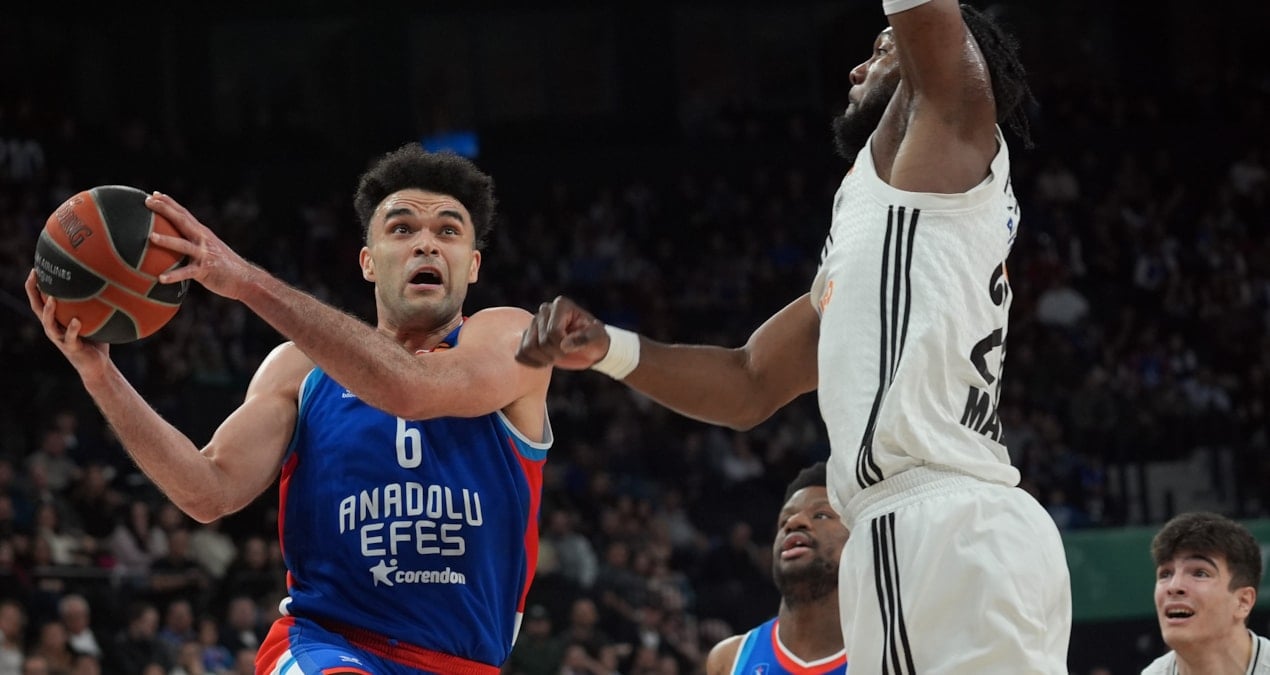 Anadolu Efes’ten, Real Madrid karşısında kritik galibiyet