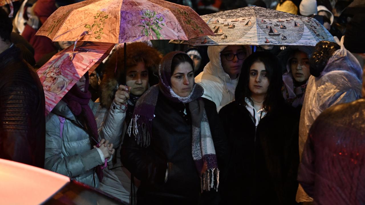 Asrın felaketinde hayatını kaybedenler deprem bölgesinde anıldı