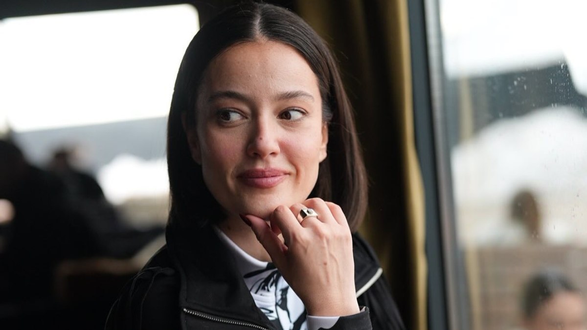 Pelin Akil özel okul fiyatlarına isyan etti: İnanamıyorum