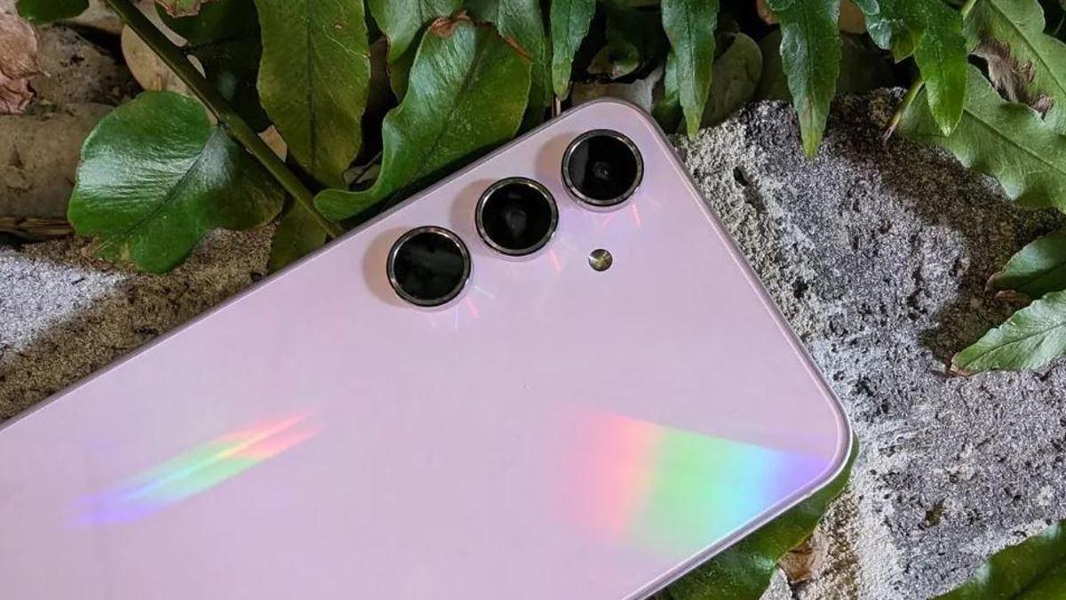 Samsung, Galaxy A serisini yeni bir modelle genişletmeye hazırlanıyor
